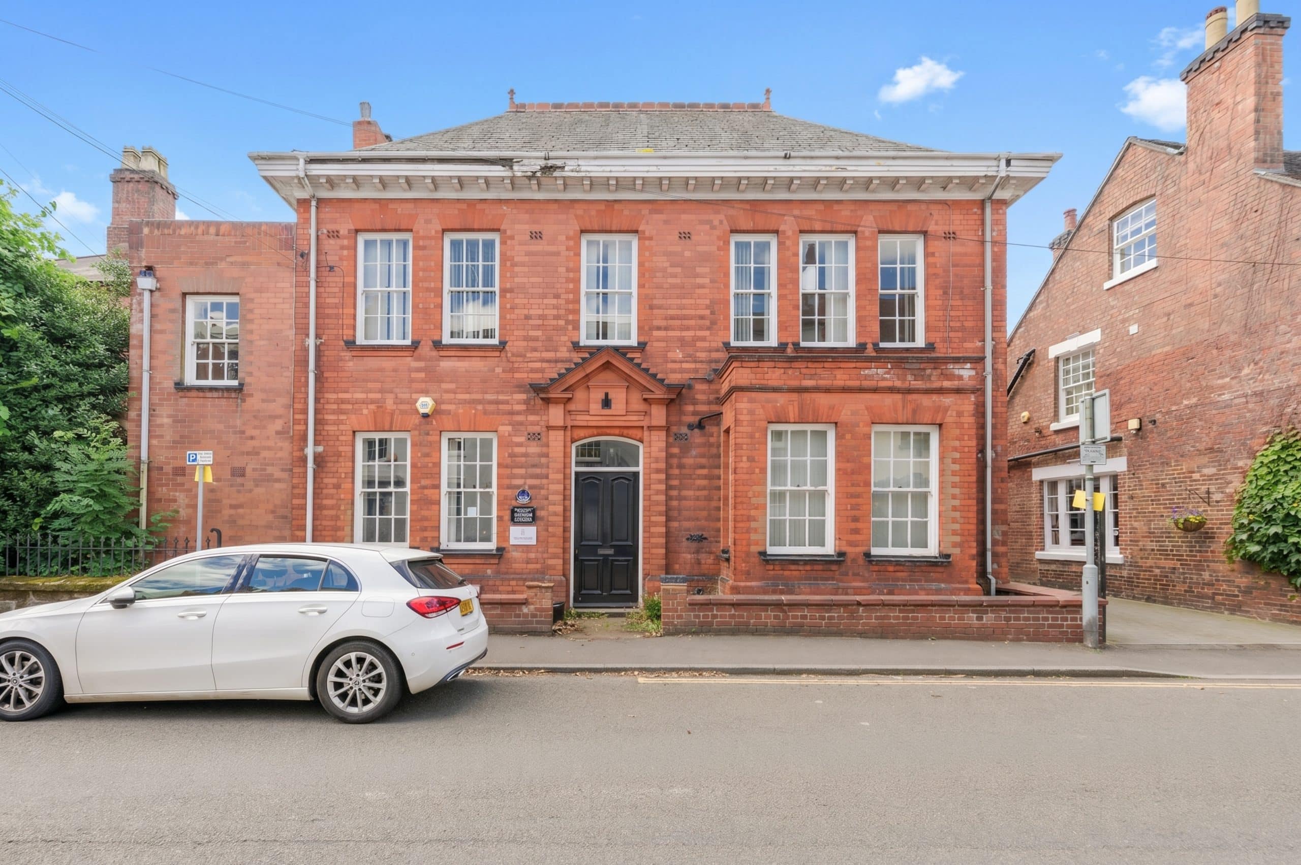 10 Lower Church Street, Ashby-De-La-Zouch, Leicestershire, LE65 1AB