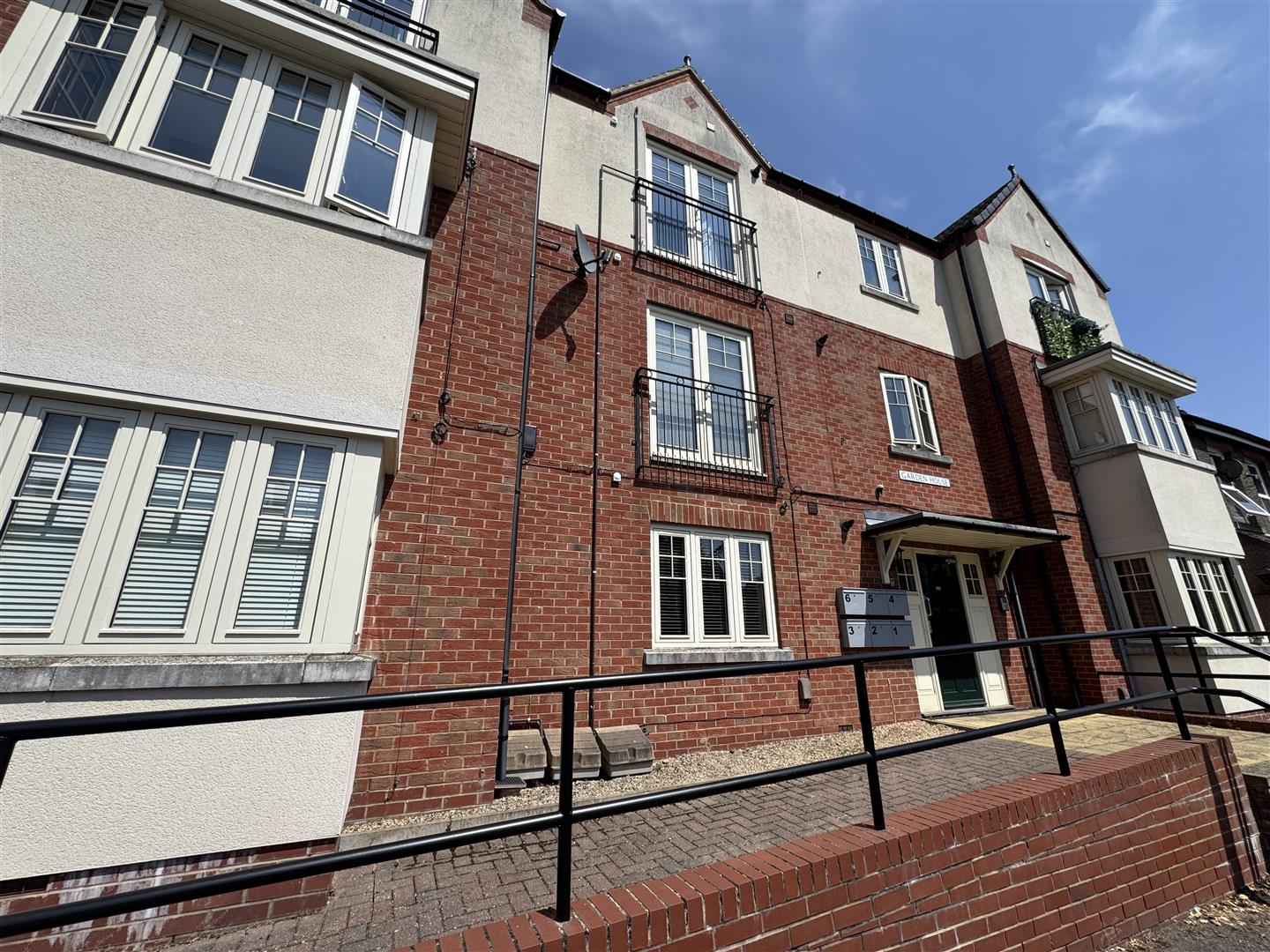 Hillmorton Road, Rugby